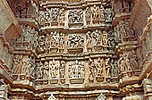 Khajuraho - Visvanatha temple, the beautiful carvings 